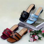 H Low heel slippers