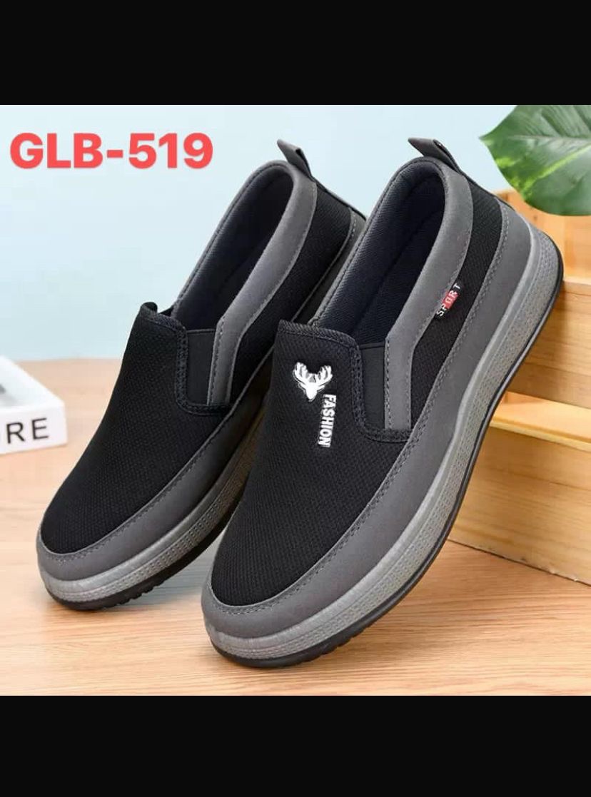 56d0b40d-2ab8-46ff-9e29-1f6799defbab FASHION BULL SHOE - Image 1
