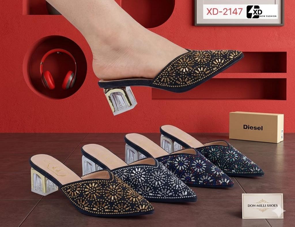 c6f49443-1223-4295-a518-254837a04a14-4 XD FASHION LOW GLOSSY HEEL - Image 1
