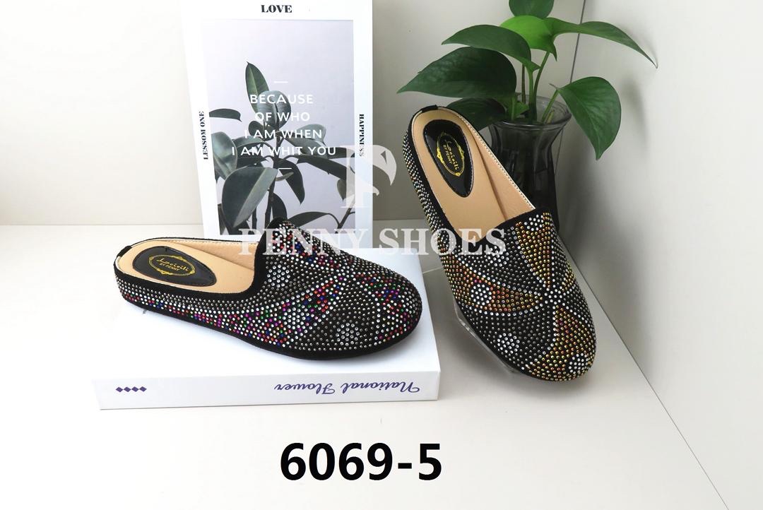 3e55d9da-4b0e-40fa-a5ab-e4d9d6ba488d MUTI HALF SHOE - Image 1