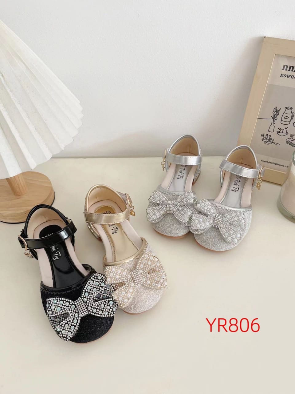 2643e560-7e63-4b3c-b0d6-38ba0a024090 PINKFLY KIDDIES FLAT SHOE - Image 1