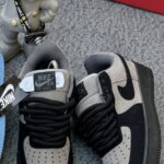 NIKE AIRFORCE (GOLDEN)