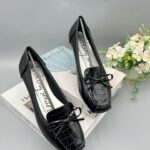 LOOKING SMART FEMALE SHOE  JP Q6