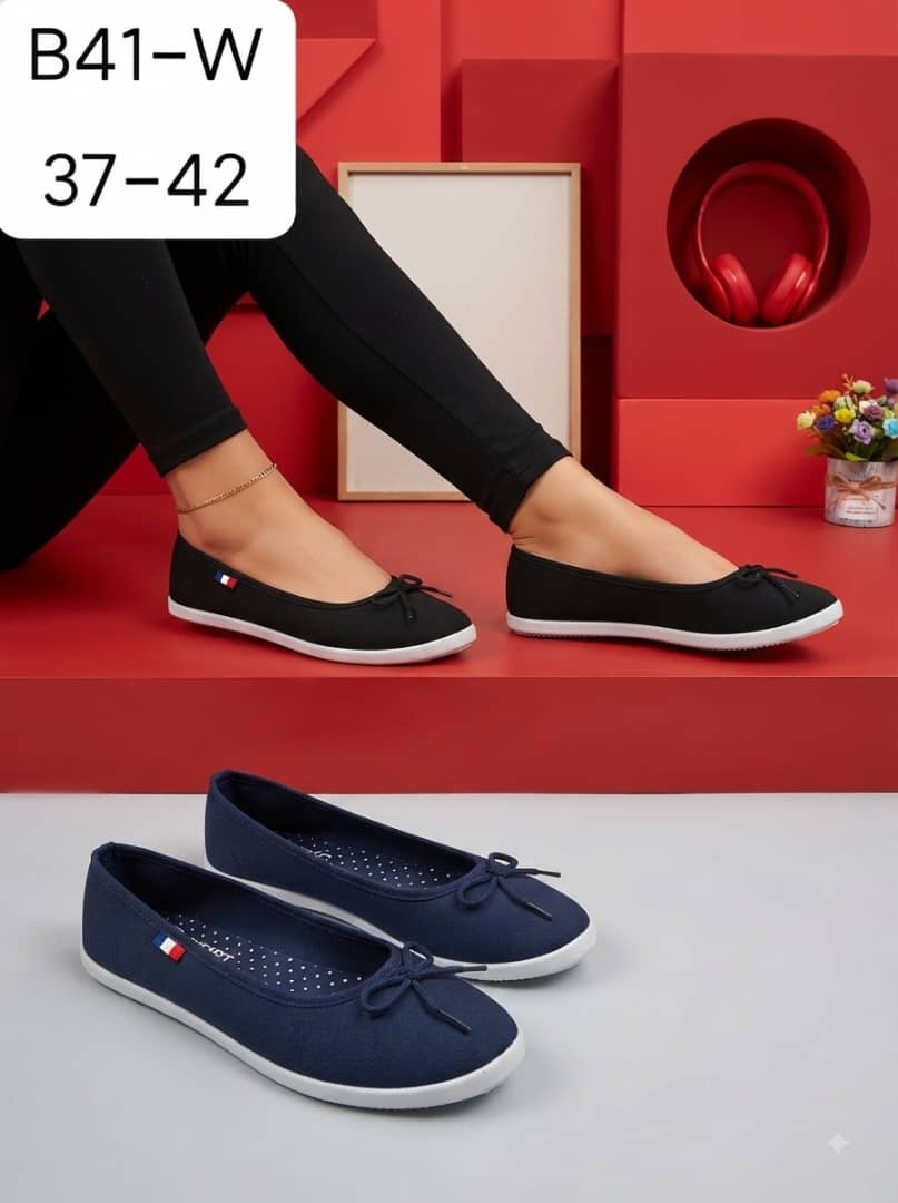 619966fa-8c04-47be-b40b-622d1eb36371-2 GUCCI FLAT SHOE - Image 1