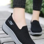 LADY’S SOCKS SNEAKERS